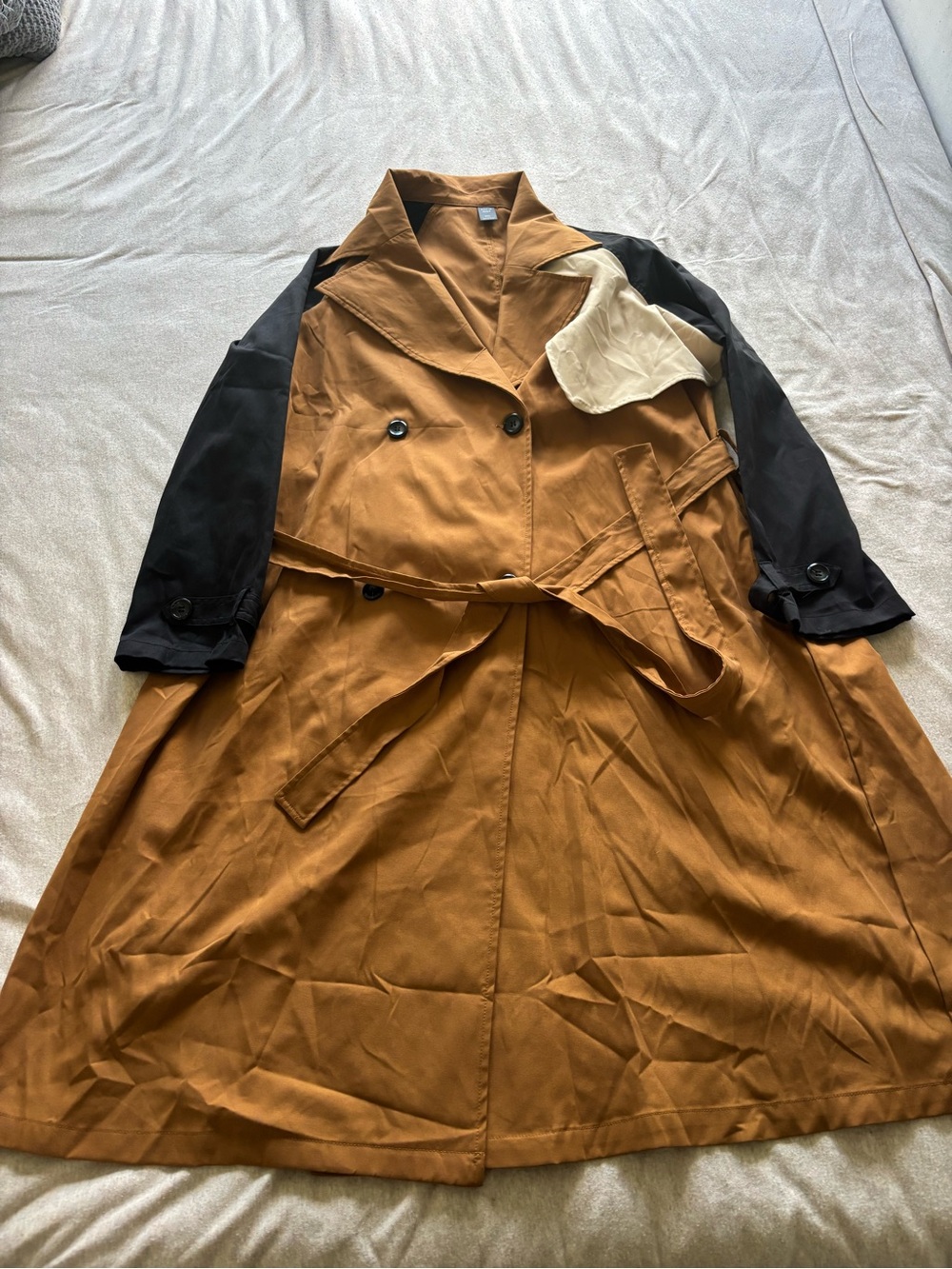SHEIN Two-Tone Trench Coat in Camel, Black and Cream